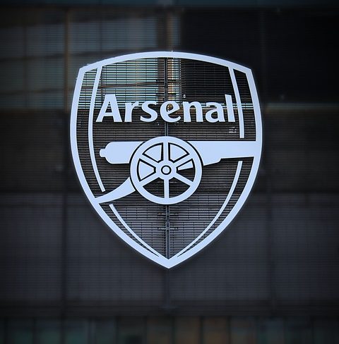 Arsenal sign